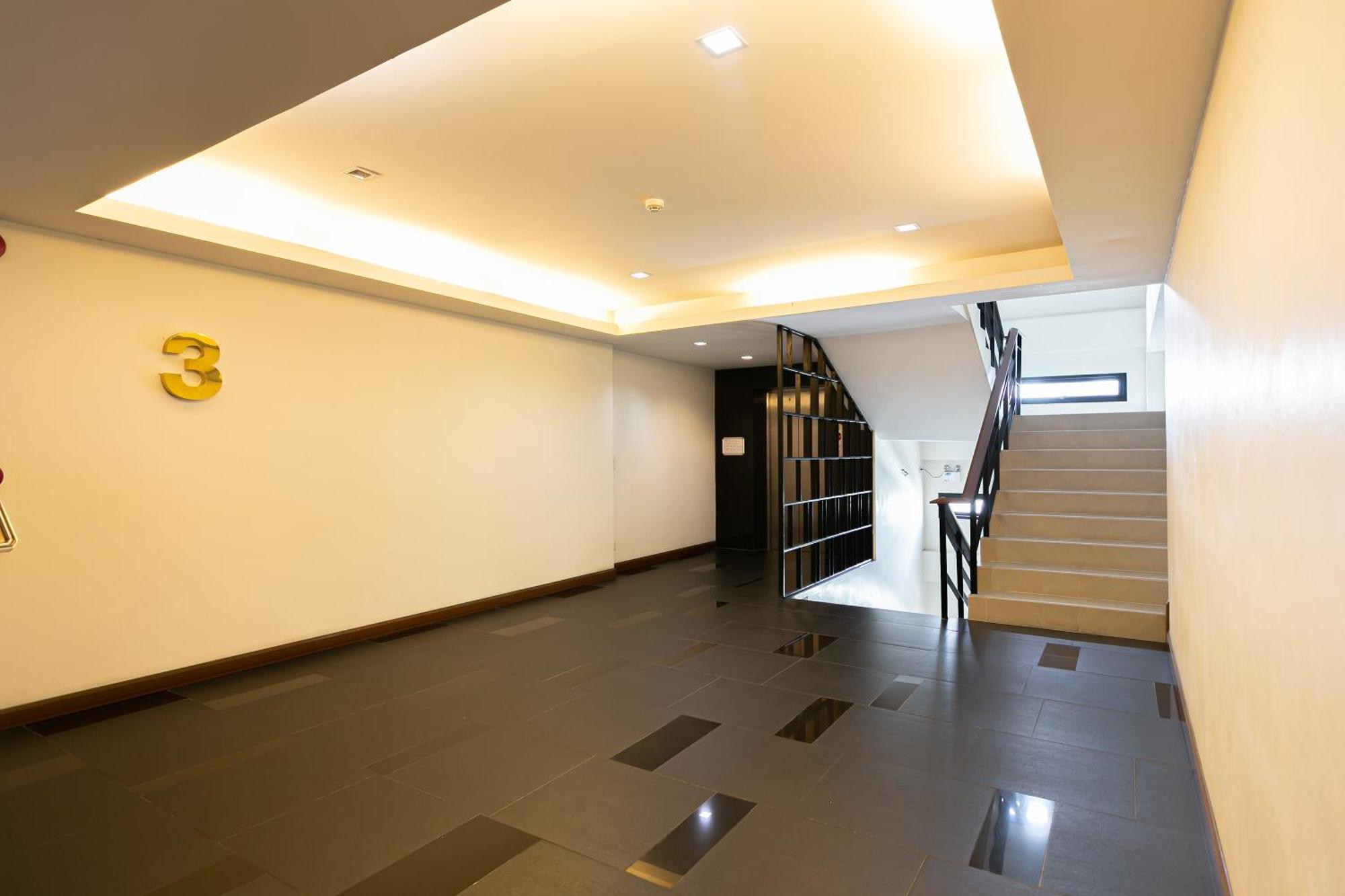 Grand Ratchapruek Hotel Pak Kret Exterior photo