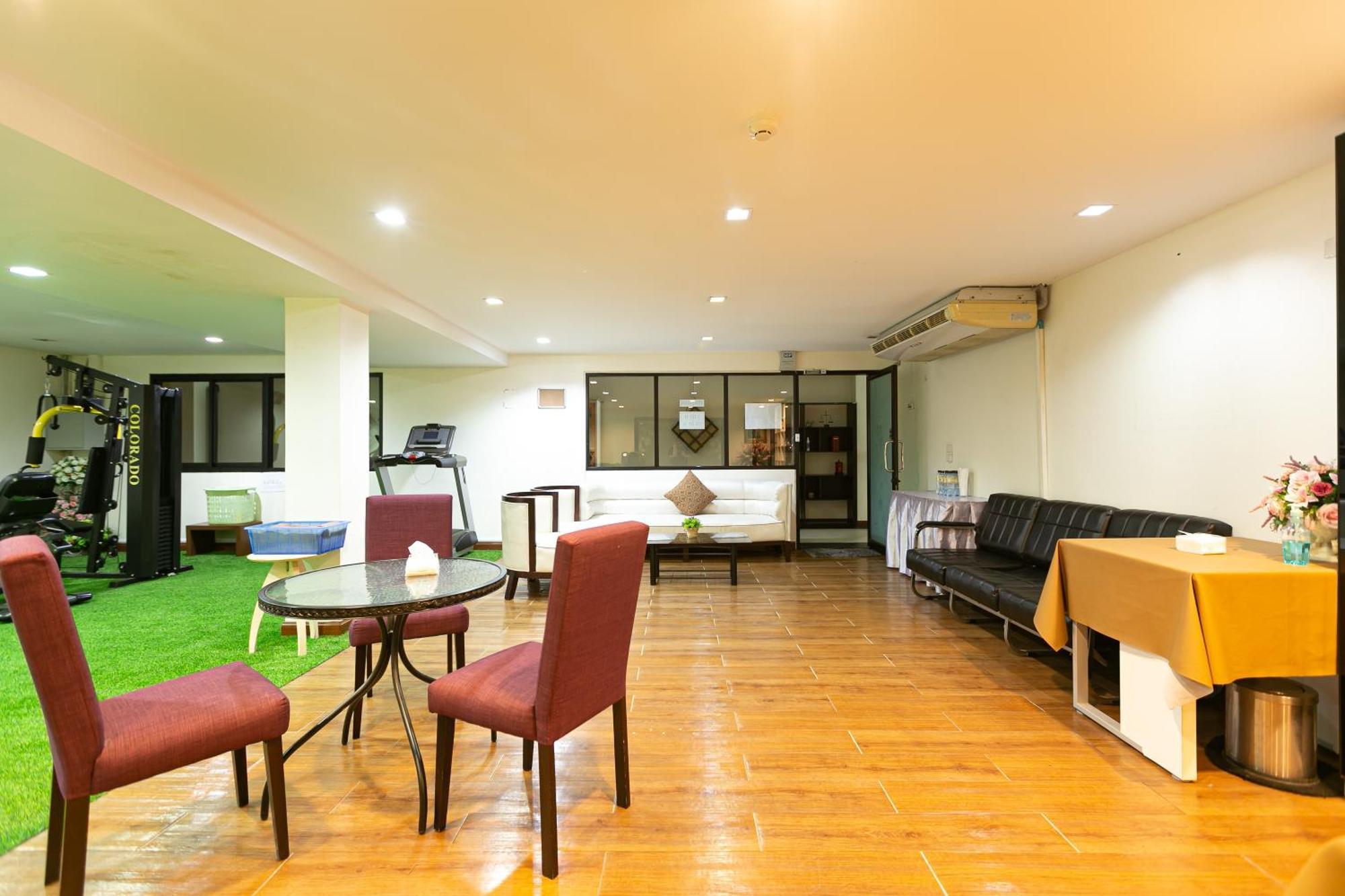 Grand Ratchapruek Hotel Pak Kret Exterior photo